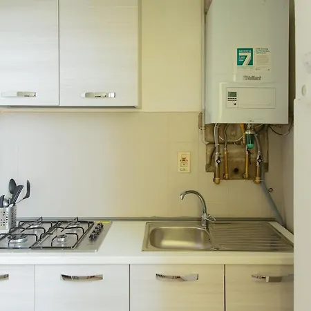 Strategic 2Br Apartment Florence Buitenkant foto